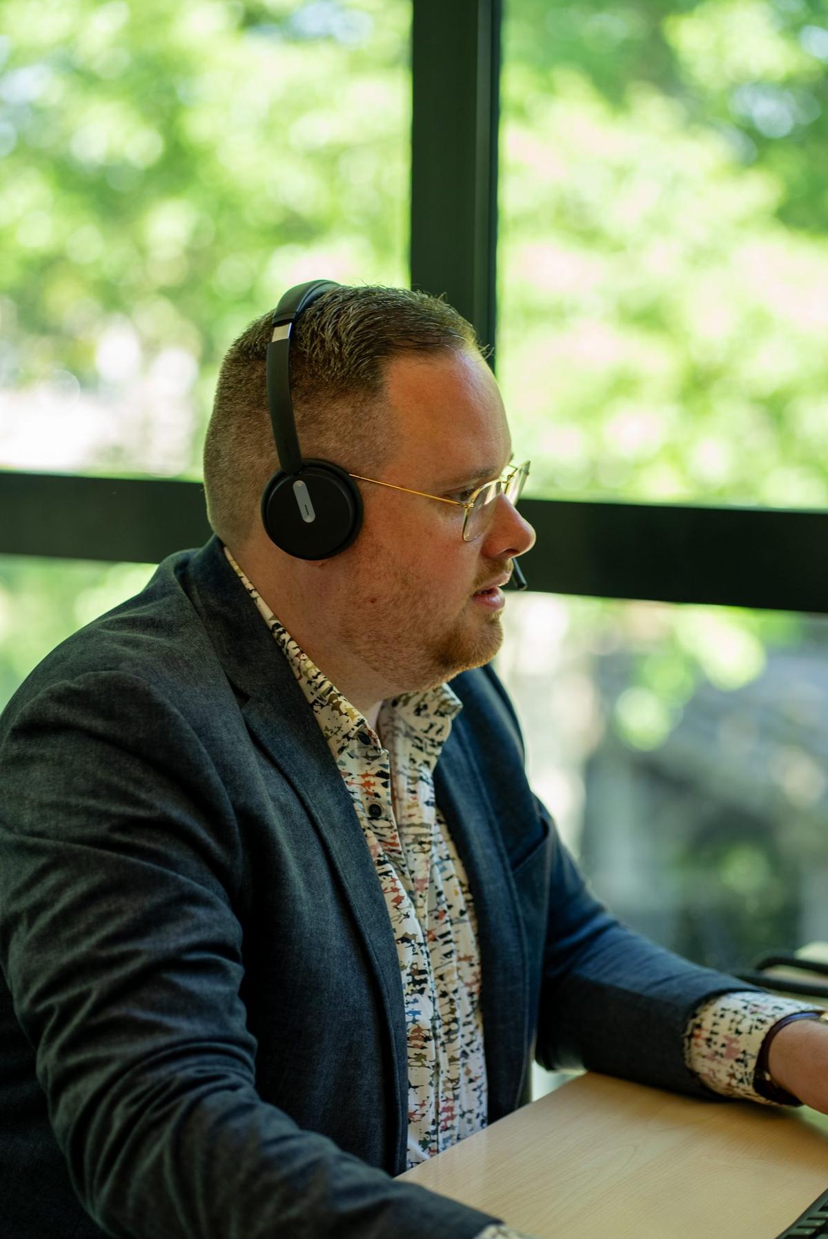 Spiredesk helpdesk medewerker biedt snelle IT-ondersteuning voor MKB